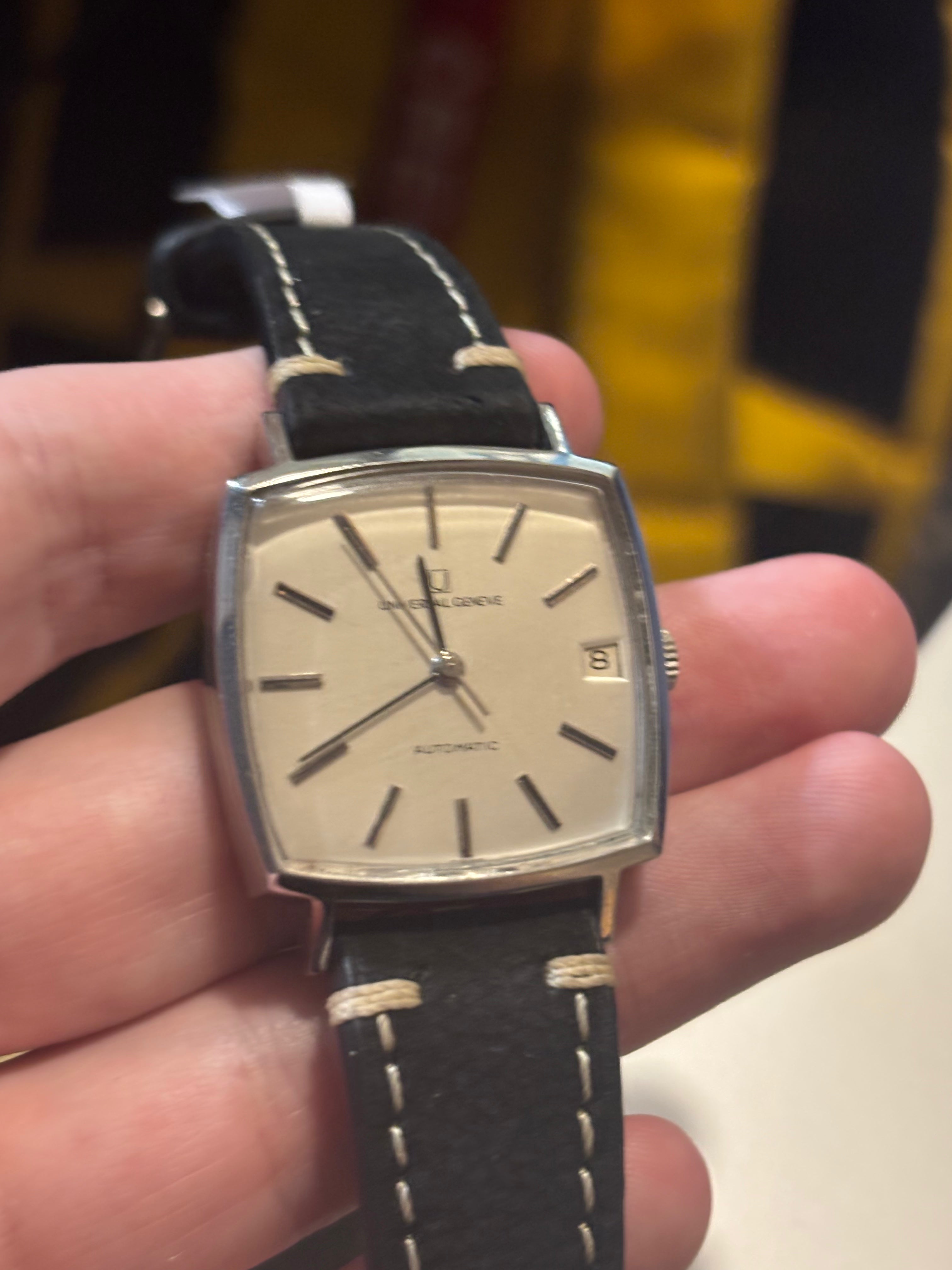 1970s Universal Genève Swiss-Made Automatic Watch