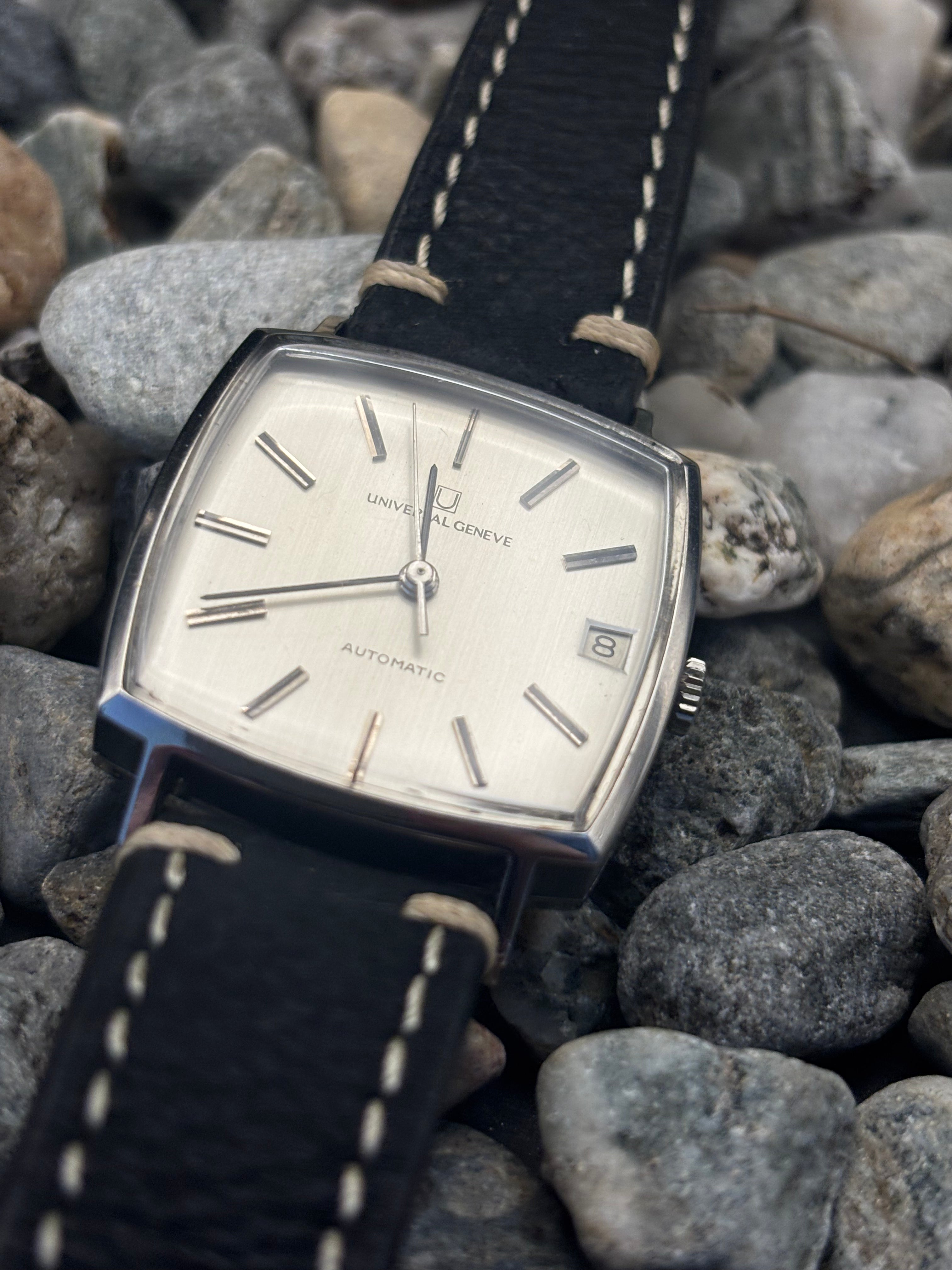 1970s Universal Genève Swiss-Made Automatic Watch