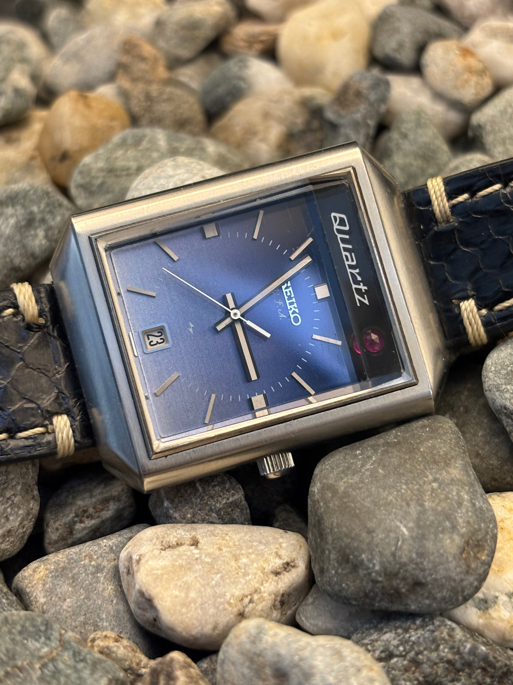1974 Seiko V.F.A Quartz Second Flash Watch