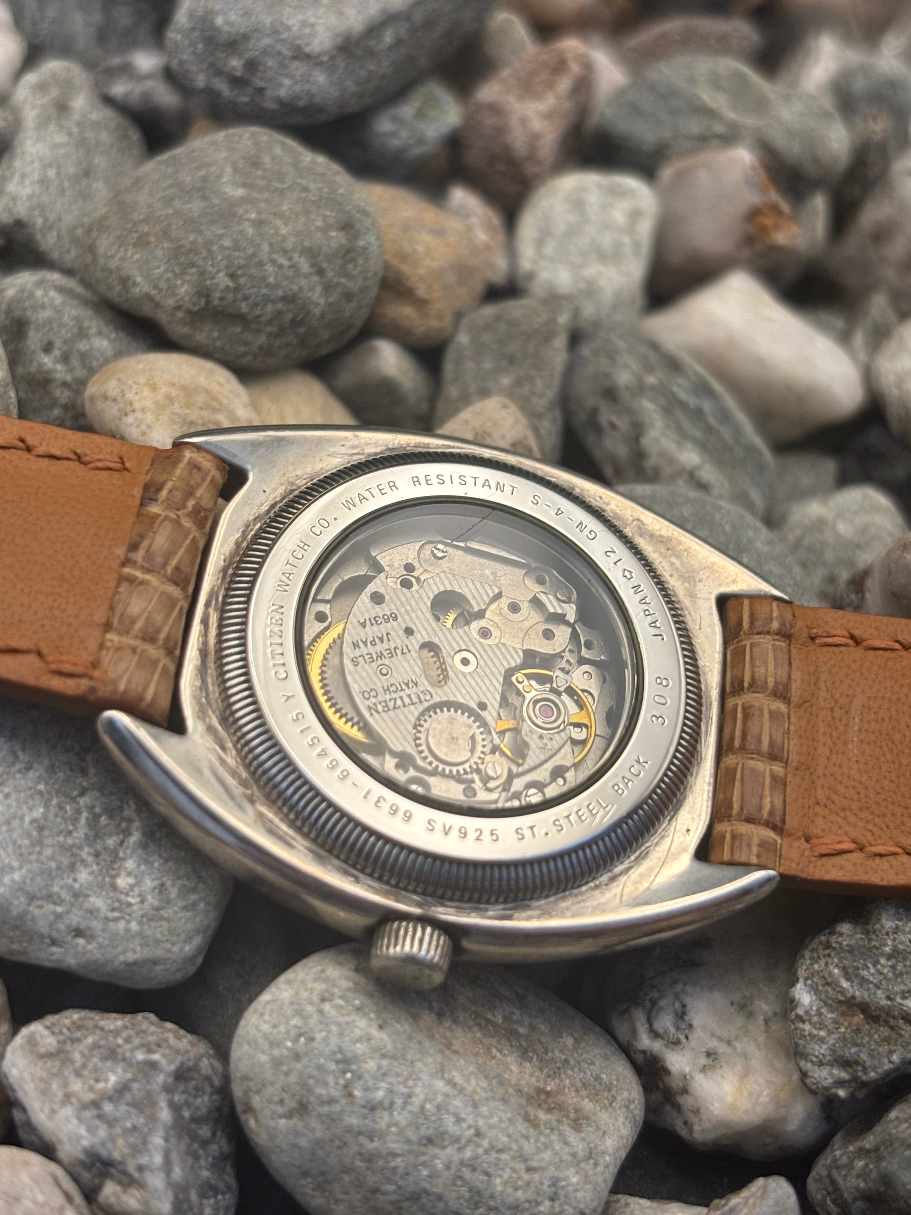 1980s Citizen Club La Mer Urban Tradition or Exciting Professionals Watch