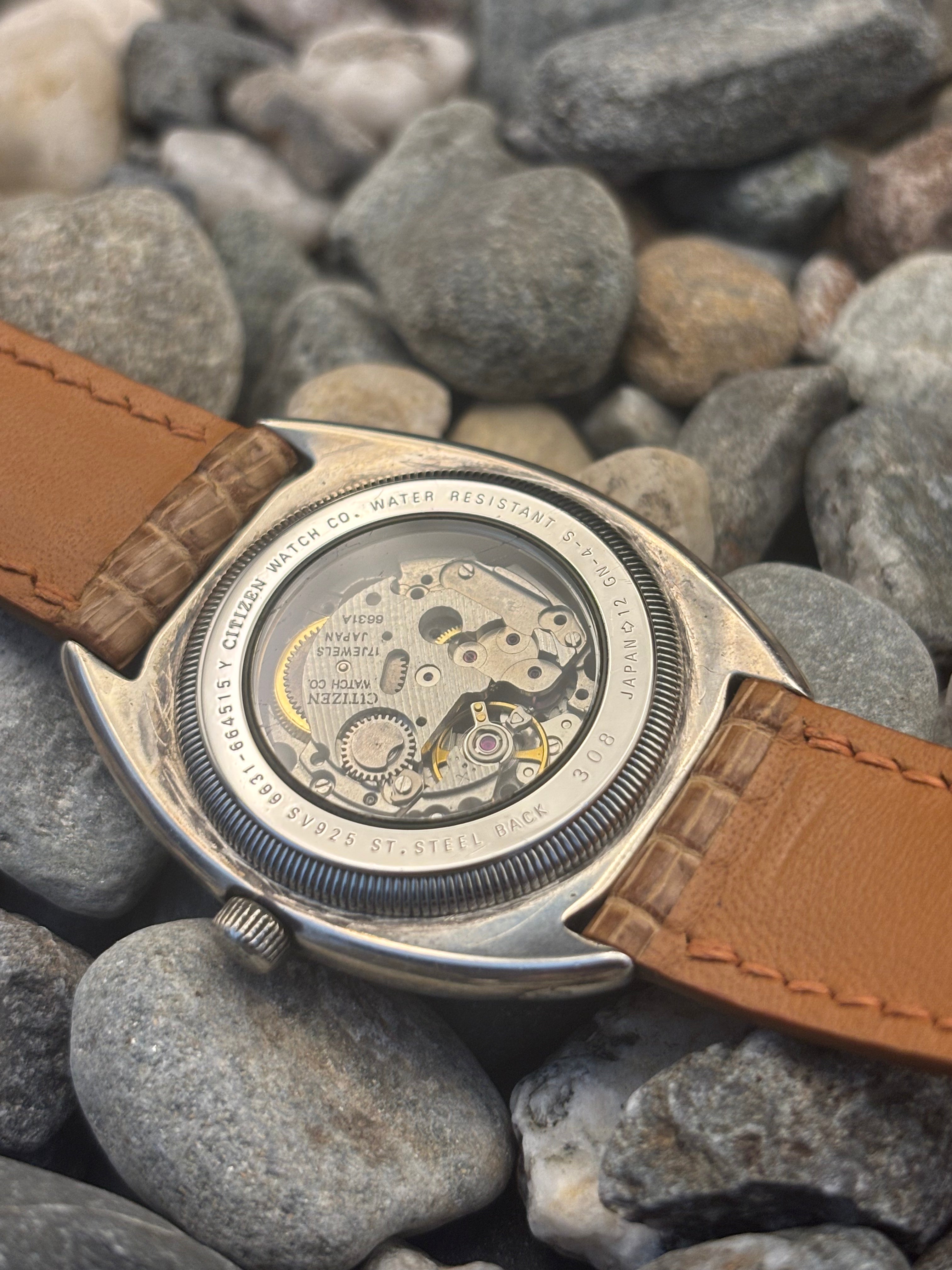 1980s Citizen Club La Mer Urban Tradition or Exciting Professionals Watch