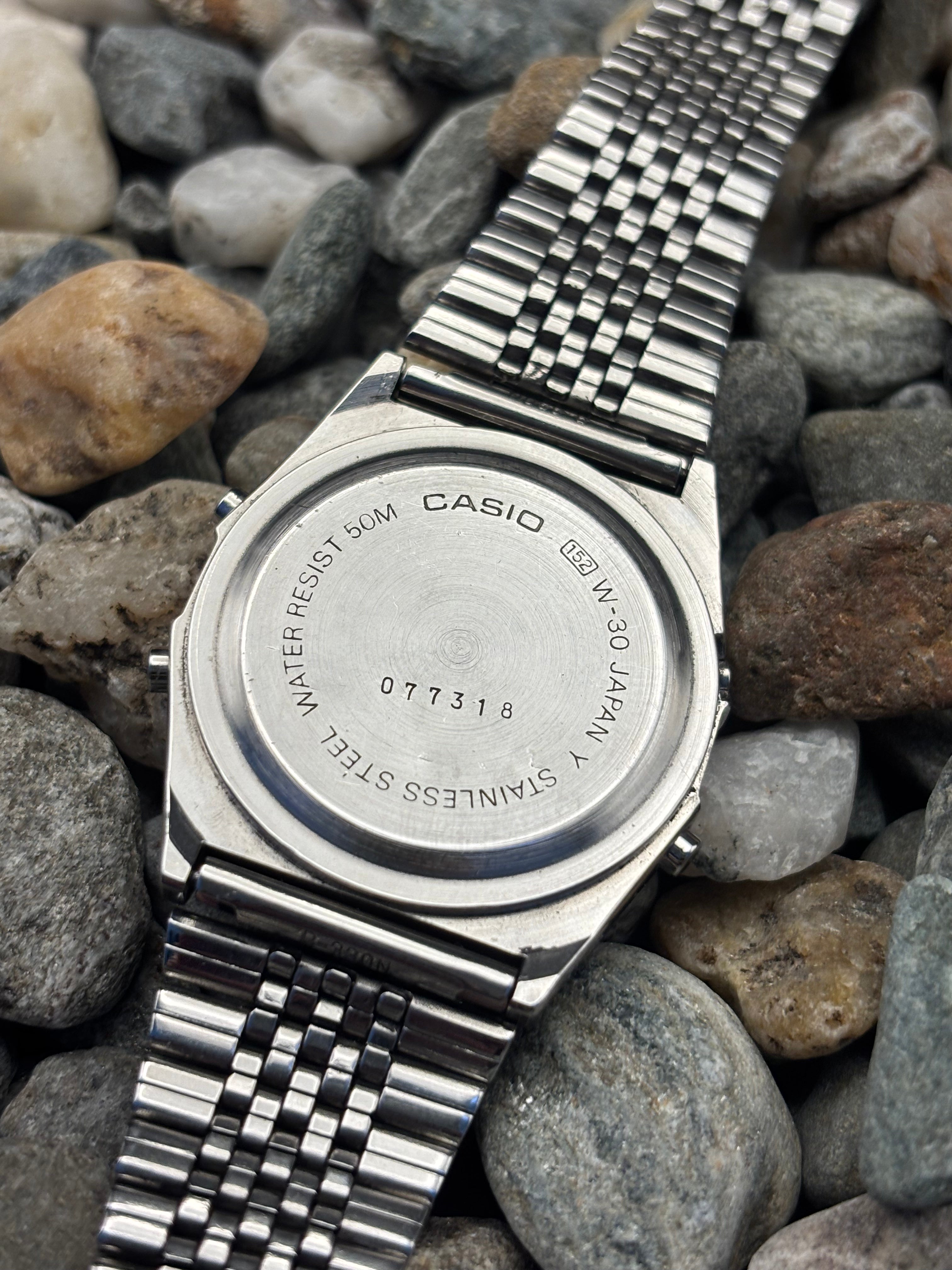 RARE 1980s Casio W-30-Tsuri Kichi Sanpei Edition