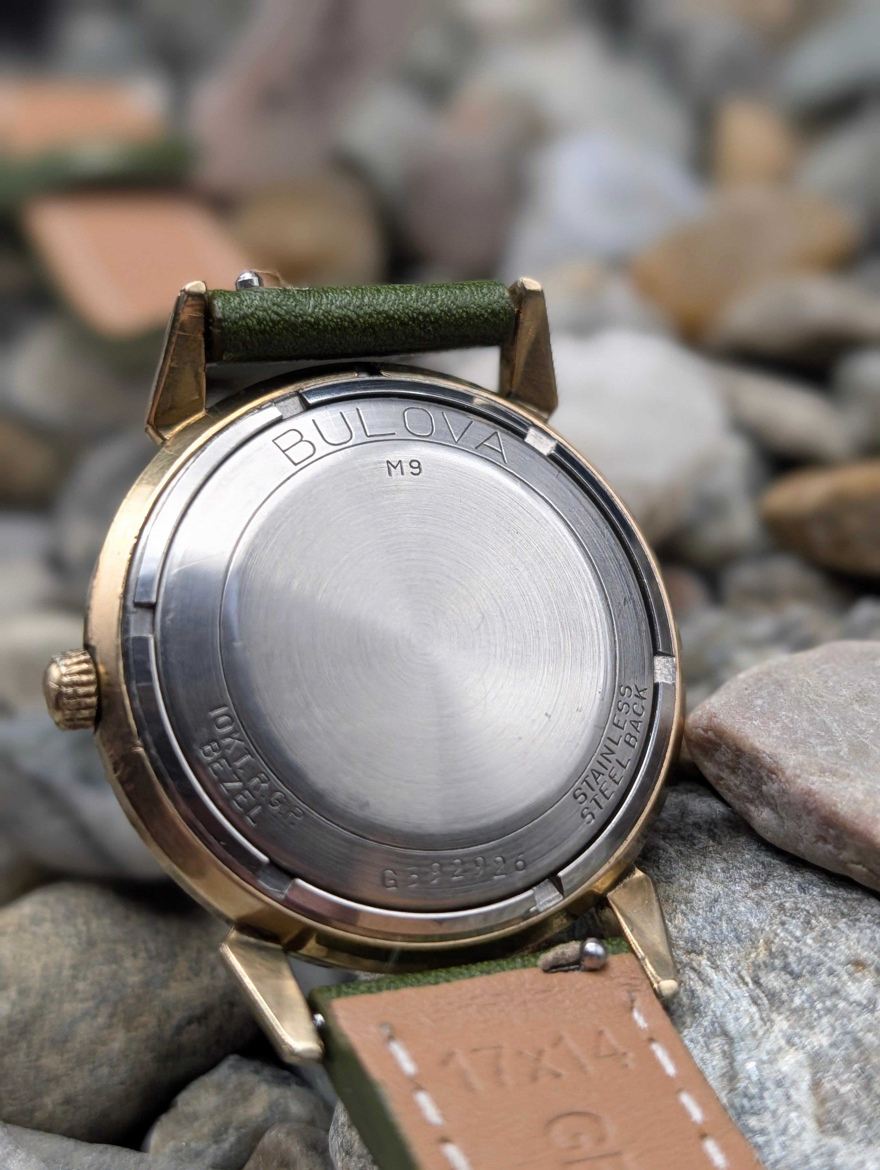 1969 Bulova Sea King 10KT Rolled Gold Bezel