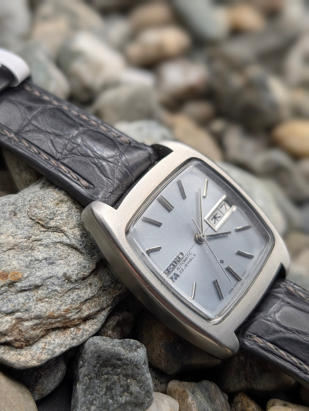 1971 Seiko LM Automatic Ice Blue TV Dial Tank